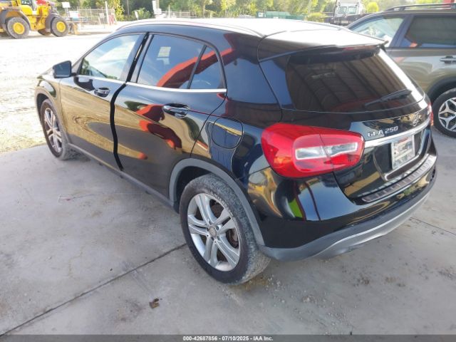 2015 MERCEDES-BENZ GLA 250 WDCTG4GB7FJ033114 Photo 2