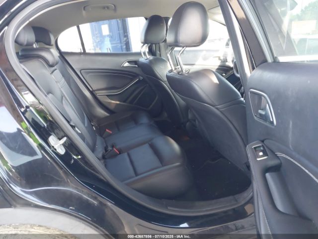 2015 MERCEDES-BENZ GLA 250 WDCTG4GB7FJ033114 Photo 7