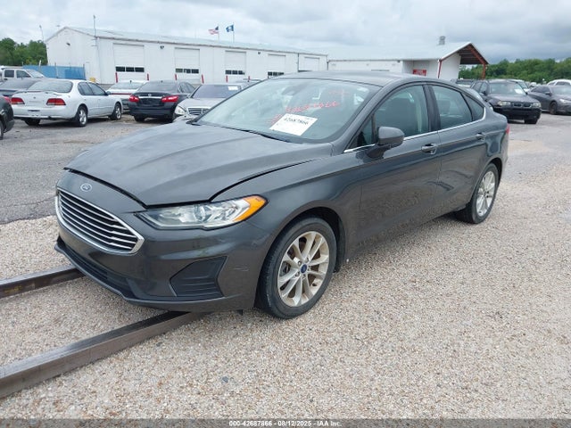 Ford 2019 2019 3FA6P0HD8KR217544 Image 2