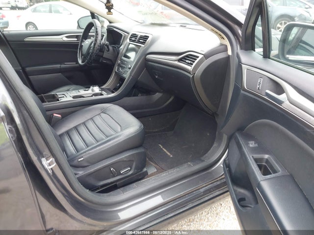 Ford 2019 2019 3FA6P0HD8KR217544 Image 5