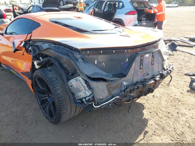 Chevrolet Lt6 2024 1G1YE2D3XR5604152 Image 6