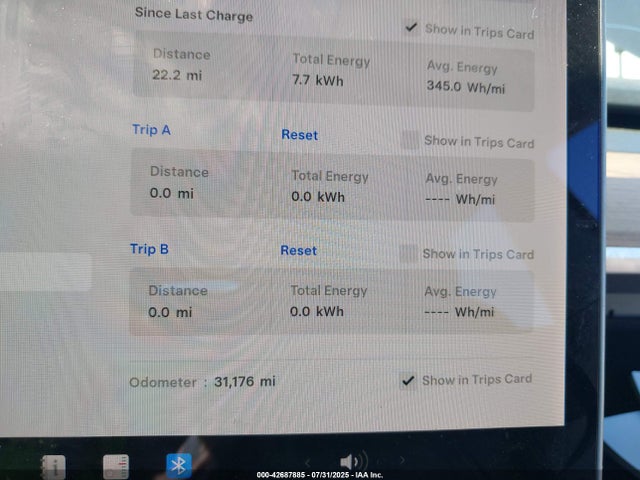 5YJ3E1EB7LF663182 Tesla 2020