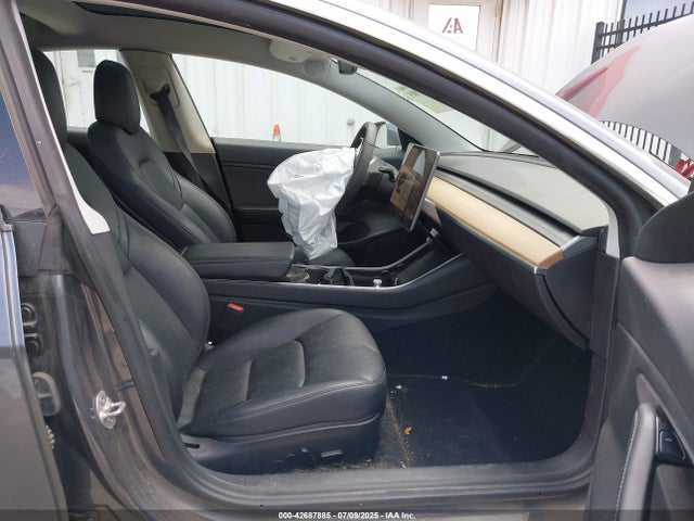 2020 TESLA MODEL 3 5YJ3E1EB7LF663182 Photo 4