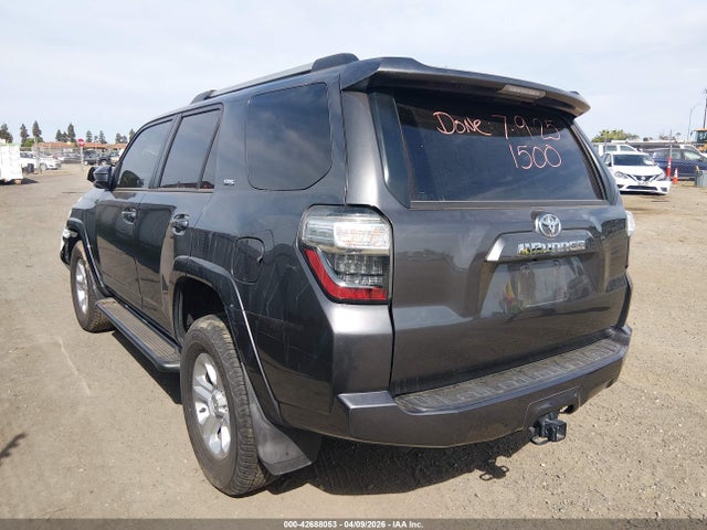2022 TOYOTA 4RUNNER JTEEU5JR1N5260031 Photo 2