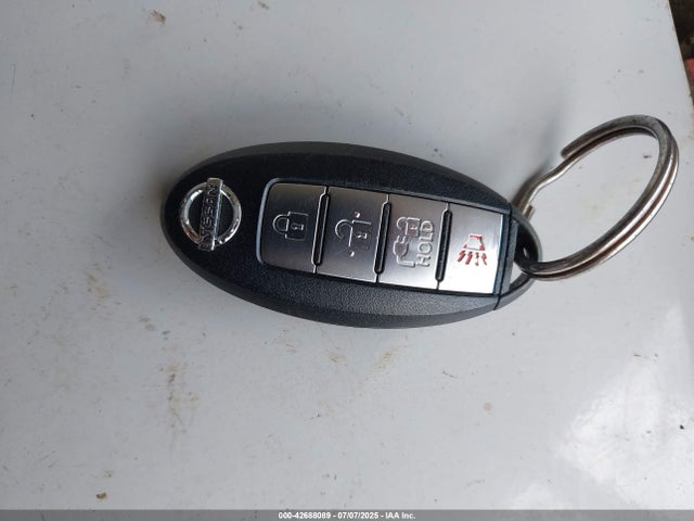 1N4AZ1CP8JC304644 Nissan LEAF S