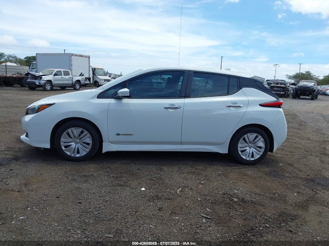 1N4AZ1CP8JC304644 Nissan LEAF S