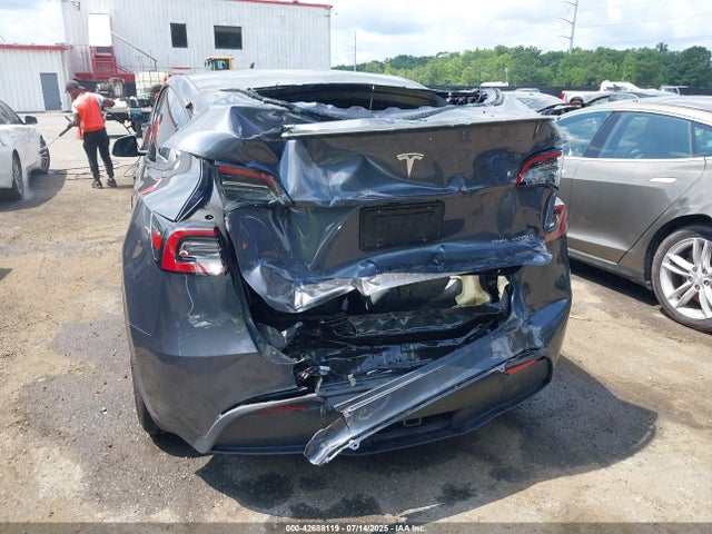 2023 TESLA MODEL Y 7SAYGDEF5PF890934 Photo 5