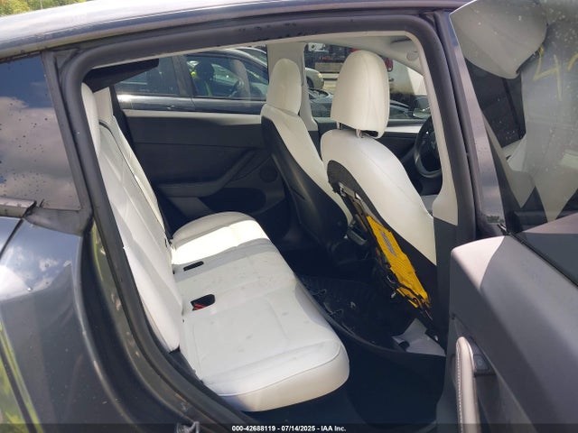 2023 TESLA MODEL Y 7SAYGDEF5PF890934 Photo 7