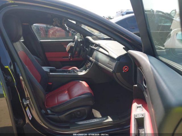 2016 JAGUAR XF SAJBF4BV1GCY08472 Photo 4