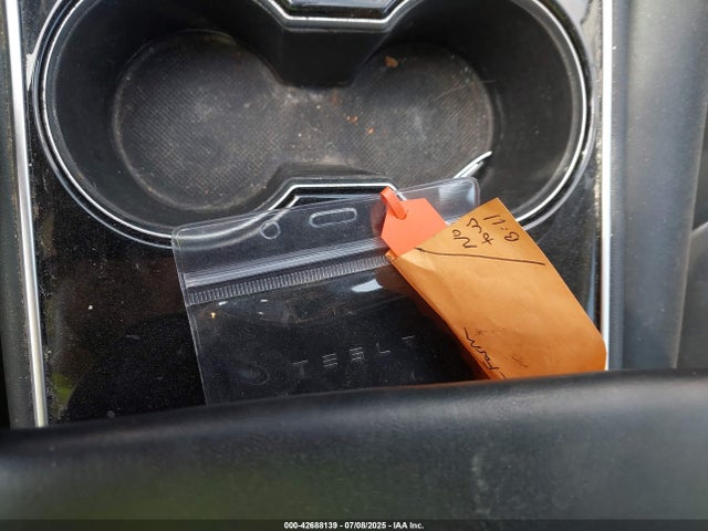 2018 TESLA MODEL 3 5YJ3E1EA5JF027025 Photo 10