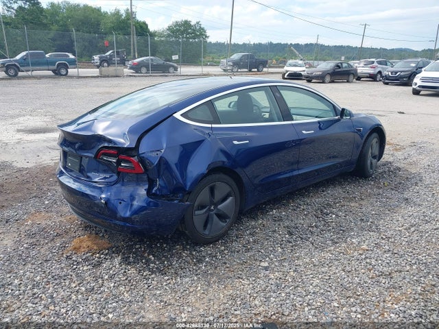 2018 TESLA MODEL 3 5YJ3E1EA5JF027025 Photo 3