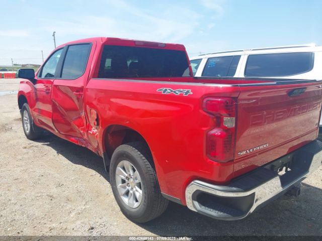 2025 CHEVROLET SILVERADO 1500 1GCUKDED0SZ131975 Photo 2