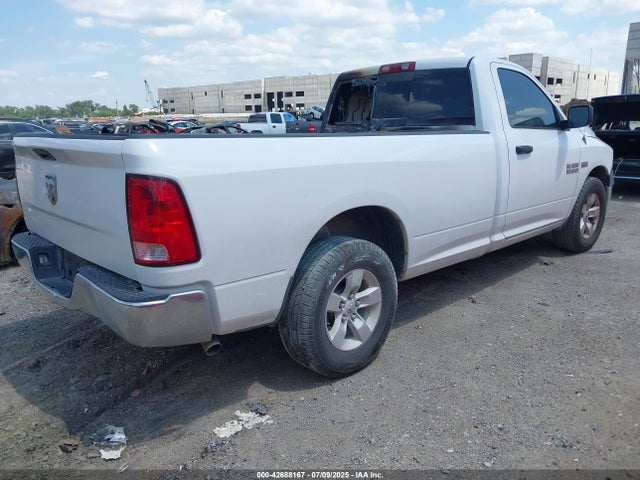 3C6JR6DT2EG135122 RAM 2014