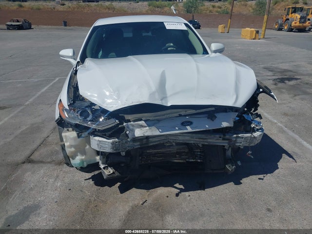 3FA6P0LU6JR262634 Ford 2.0l 4v atk hev