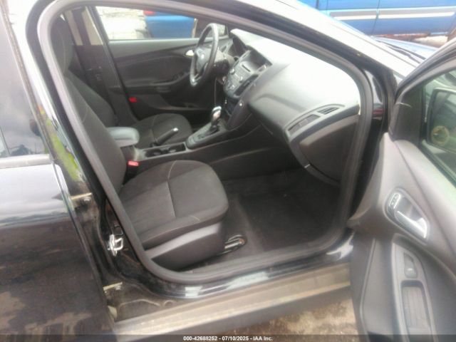 2015 FORD FOCUS 1FADP3F27FL304883 Photo 4