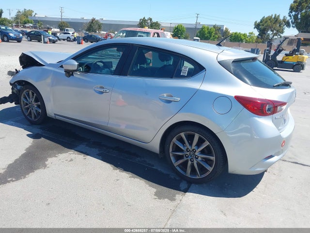 3MZBN1L39JM275545 Mazda py