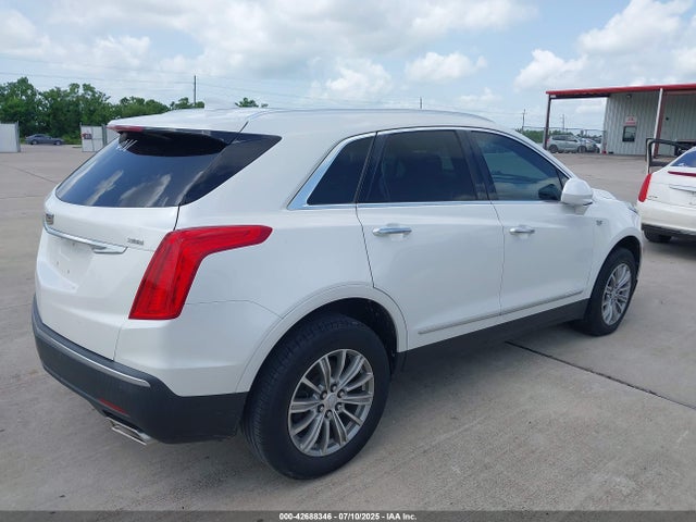 2017 CADILLAC XT5 1GYKNBRS0HZ194069 Photo 3