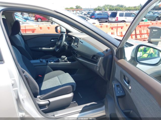 2023 NISSAN ROGUE JN8BT3BBXPW490183 Photo 4