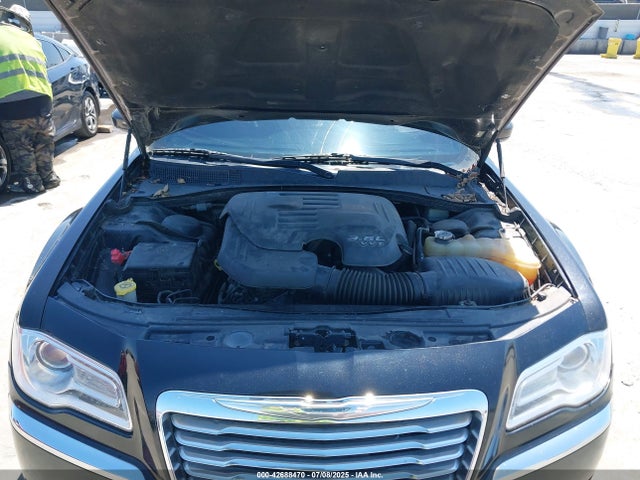 Chrysler 300 2014 2C3CCARG2EH203814 Image 21
