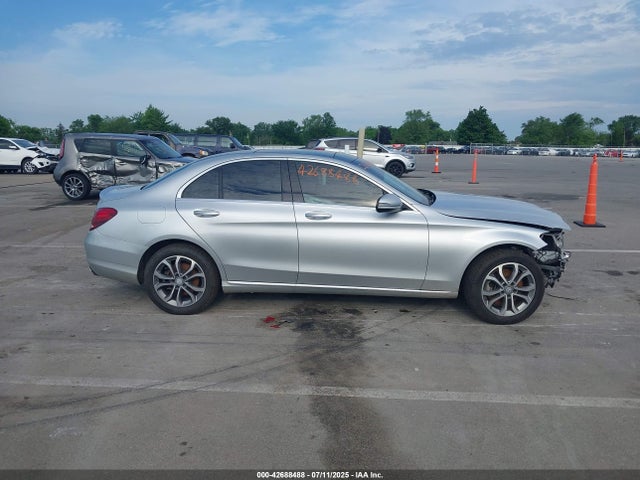 Продаж на аукціоні авто 2016 Mercedes-benz C 300 4matic/luxury 4matic/sport 4matic, vin: 55SWF4KB9GU109209, номер лоту: 42688488