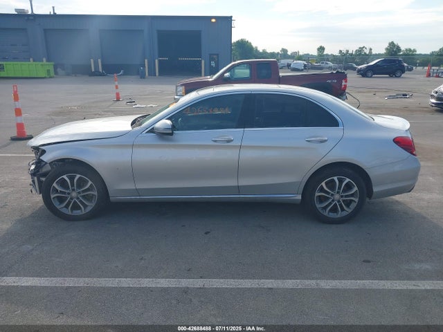 Продаж на аукціоні авто 2016 Mercedes-benz C 300 4matic/luxury 4matic/sport 4matic, vin: 55SWF4KB9GU109209, номер лоту: 42688488