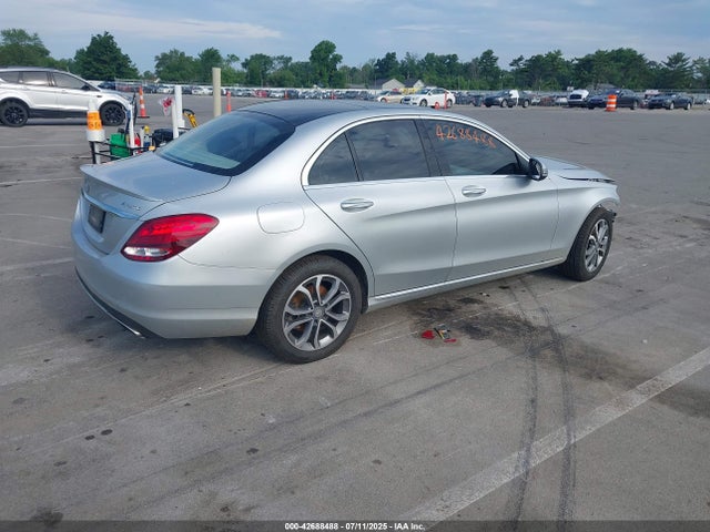 Продаж на аукціоні авто 2016 Mercedes-benz C 300 4matic/luxury 4matic/sport 4matic, vin: 55SWF4KB9GU109209, номер лоту: 42688488