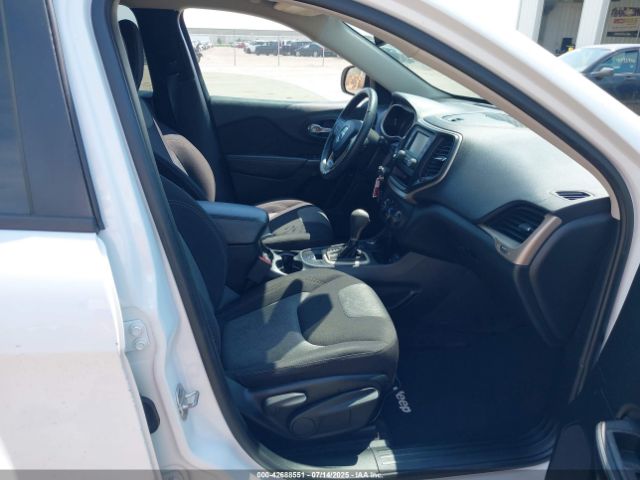 2016 JEEP CHEROKEE 1C4PJMAB6GW375028 Photo 4