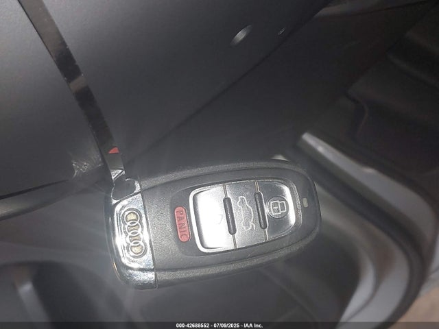 2011 AUDI A4 WAUFFAFL8BN032701 Photo 10