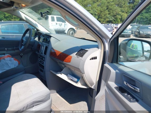 2009 CHRYSLER TOWN & COUNTRY 2A8HR44E29R505488 Photo 4