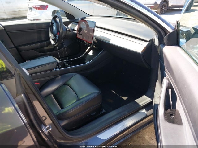 2019 TESLA MODEL 3 5YJ3E1EA4KF424727 Photo 4