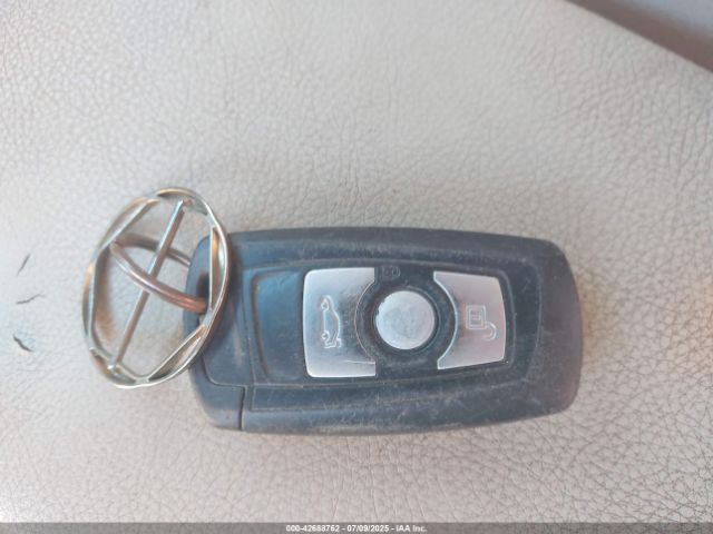 2014 BMW 320I WBA3C3G51ENS72328 Photo 10