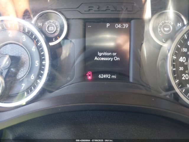 2019 RAM 1500 1C6RREBT6KN679612 Photo 6