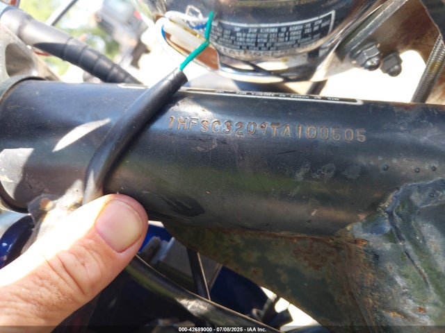 1996 HONDA VT1100 1HFSC3209TA100505 Photo 9