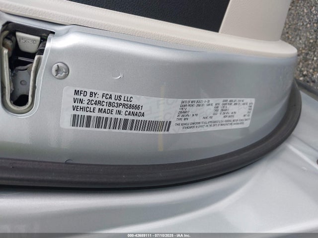 Продажа на аукционе авто 2023 Chrysler Pacifica Touring L, vin: 2C4RC1BG3PR586661, номер лота: 42689111