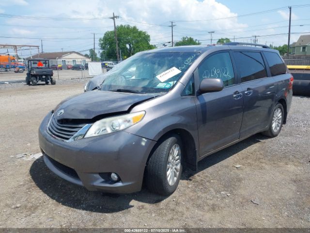 2014 TOYOTA SIENNA 5TDYK3DC8ES451829 Photo 1