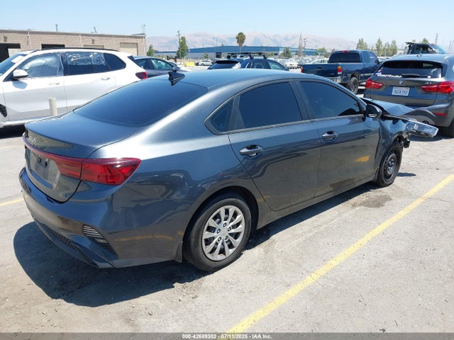 3KPF24AD8RE725721 KIA mpi nu