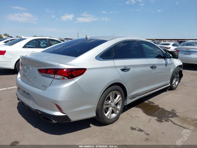 2018 Hyundai Sonata Sport მანქანა იყიდება აუქციონზე, vin: 5NPE34AF8JH668091, აუქციონის ნომერი: 42689315