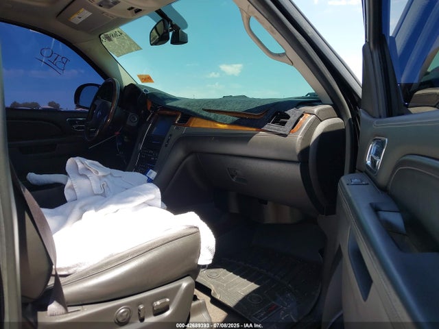 2014 CADILLAC ESCALADE 1GYS4DEF7ER242878 Photo 4