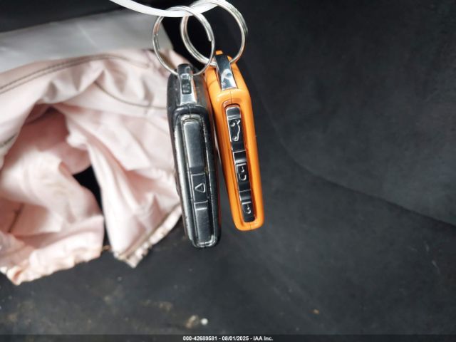 2020 VOLVO XC60 YV4102DL9L1507883 Photo 10