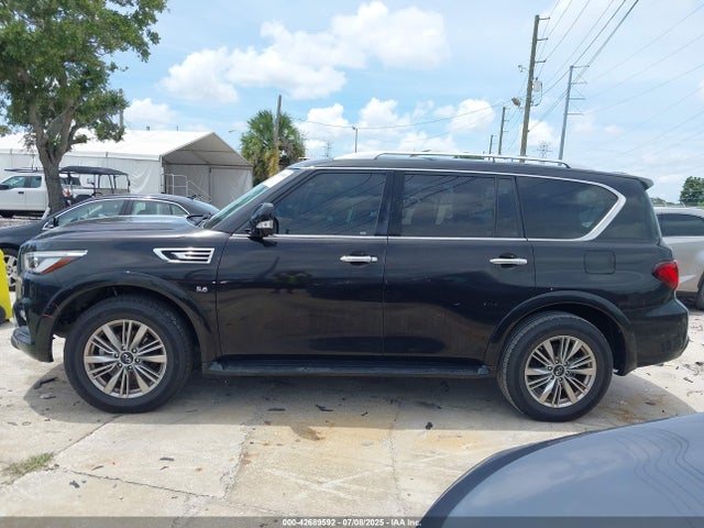 JN8AZ2NF1J9663338 Infiniti QX80