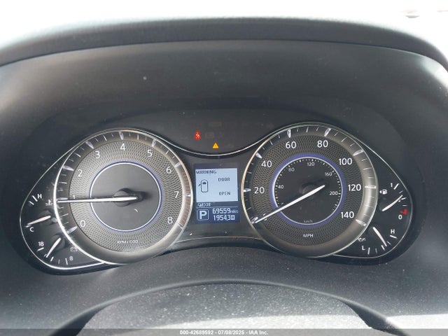 JN8AZ2NF1J9663338 Infiniti QX80