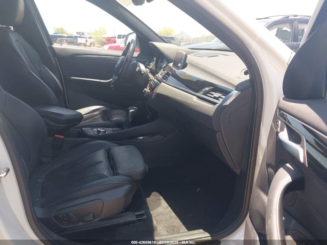 WBXHU7C3XJ5L07088 BMW X1