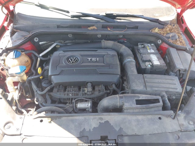 3VWD17AJXFM283699 Volkswagen 2015