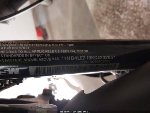 2019 HARLEY-DAVIDSON XL883 1HD4LE210KC423205 Photo 9