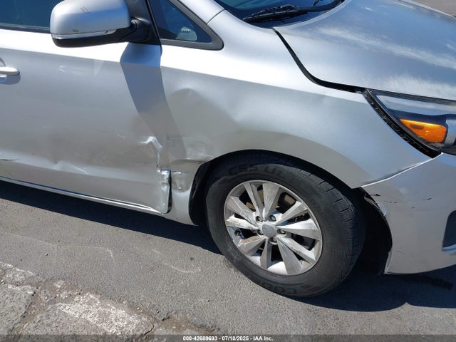 KNDMB5C15H6243616 KIA 2017