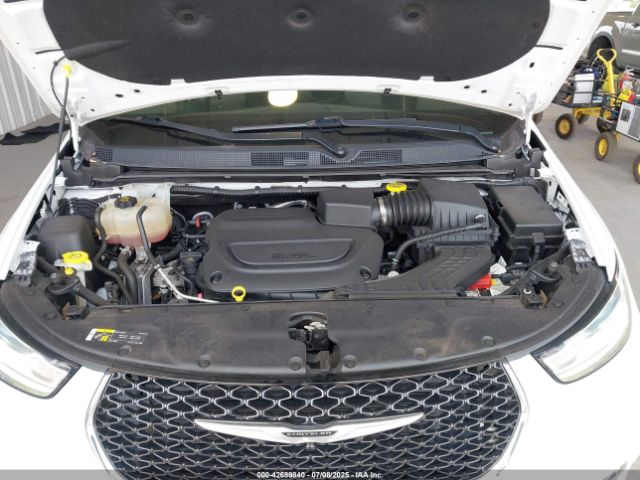 2021 CHRYSLER PACIFICA 2C4RC1BGXMR584613 Photo 9
