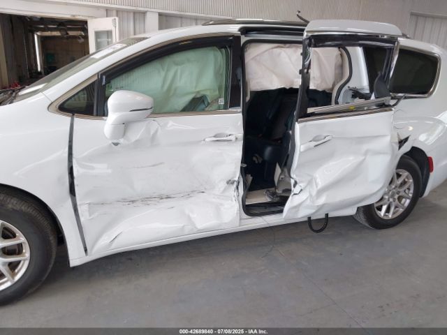 2021 CHRYSLER PACIFICA 2C4RC1BGXMR584613 Photo 5