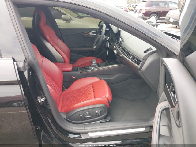 2024 AUDI S5 WAUB4CF57RAO33356 Photo 4