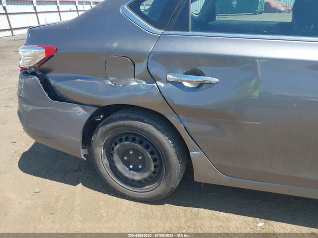 3N1AB7AP4KY241770 Nissan 2019