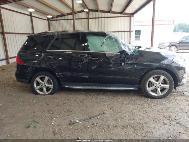 Mercedes-Benz m276 2016 4JGDA5JBXGA687645 Image 13